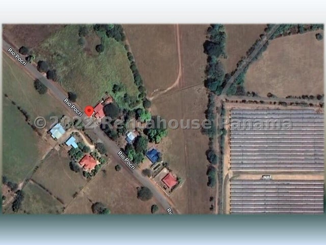 Luxurious Furnished Country House with Spacious Ranch